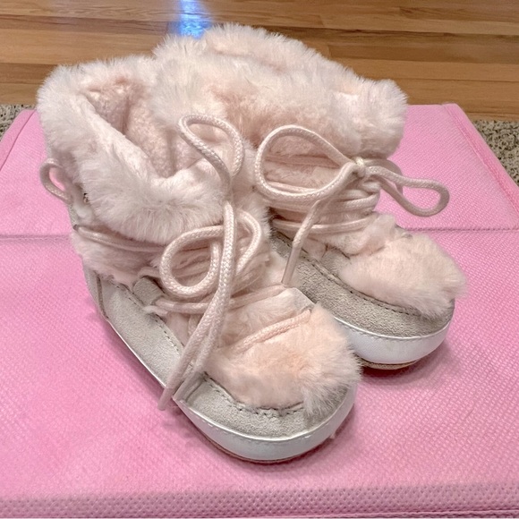 Baby winter booties - Picture 1 of 4